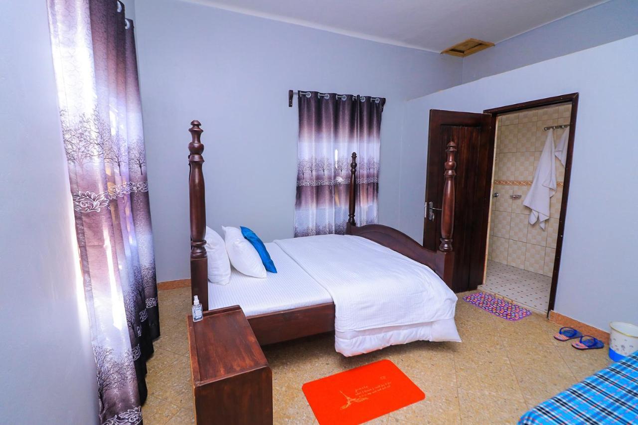 Jinja Grand Hotel Exterior photo