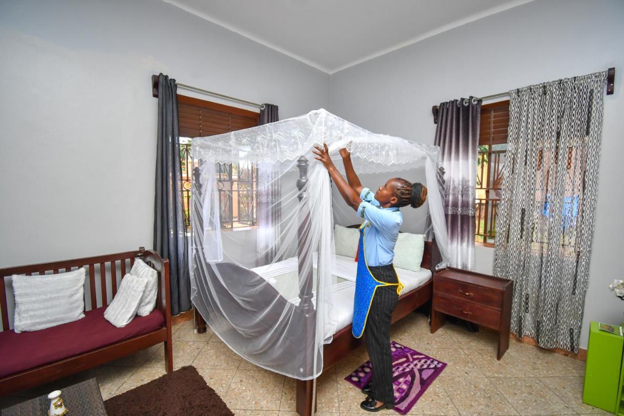 Jinja Grand Hotel Exterior photo