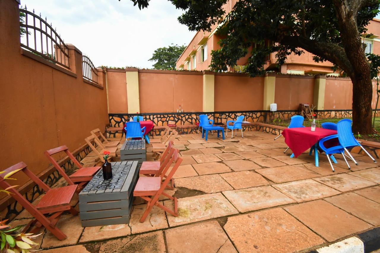 Jinja Grand Hotel Exterior photo